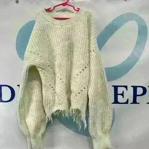 No Boundaries Girls Cream Sweater Size Large 11-13